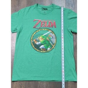 The Legend of Zelda Link Green T Shirt Mens Size L Nintendo Video Game‎ Tee
